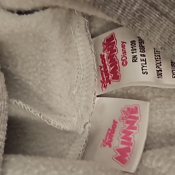 2 sets of 2  Disney Junior Minnie hooded sweatshirt and matching pants both 24m - Picture 6 of 9